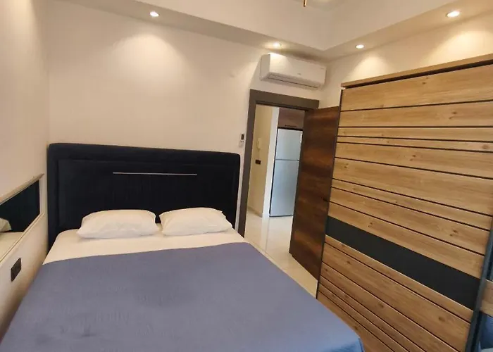 5 Star Facilities/walking Distance To Amenities And The 阿拉尼亚