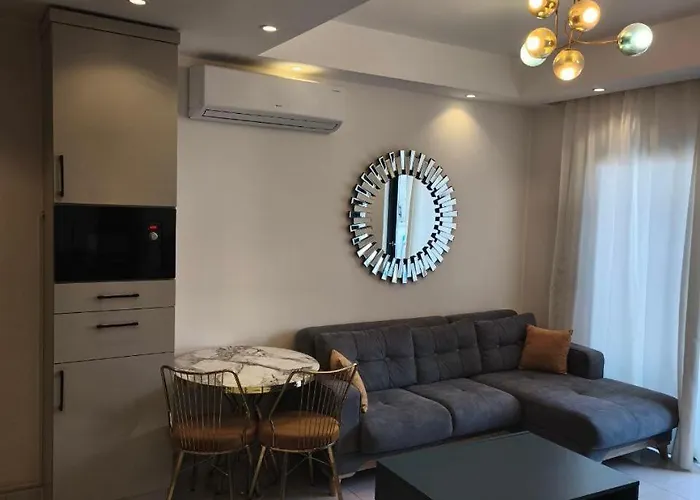 5 Star Facilities/walking Distance To Amenities And The 公寓 阿拉尼亚