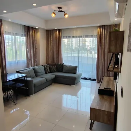 Apartment 5 Star Facilities/walking Distance To Amenities And The Alanya