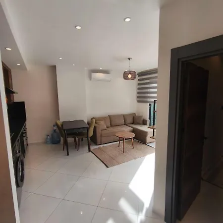 5 Star Facilities/walking Distance To Amenities And The شقة ألانيا