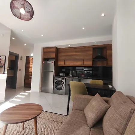 5 Star Facilities/walking Distance To Amenities And The Lägenhet Alanya