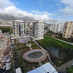 5 Star Facilities/walking Distance To Amenities And The Apartman *